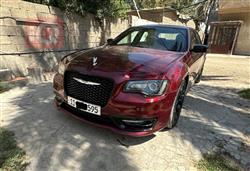 کرایسلەر 300